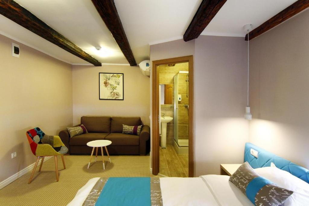 Casa Grinda Hotel Nagyszeben Kültér fotó